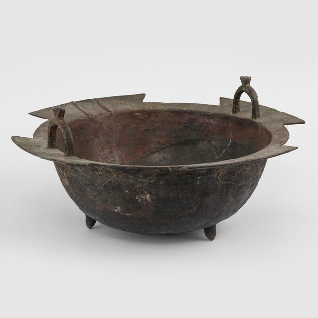 A BRONZE BASIN WITH 2 HANDLES
