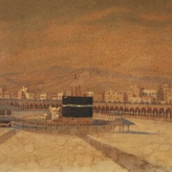 Gouache on cardboard, with a detailed representation of the Kaaba, showing the mosque from inside the surrounding wall, with the arcades with small domes in perspective. The mosque houses three kiosks. On the horizon, the city buildings and one of the seven mountains surrounding the city.